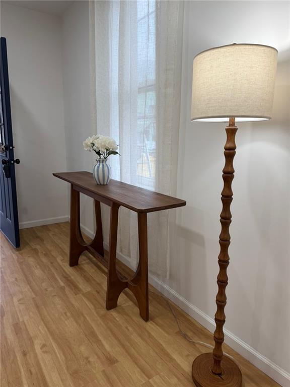 814 Oak Street Johnstown, PA 15902 - Photo 9 of 33 a room with furniture and wooden floor