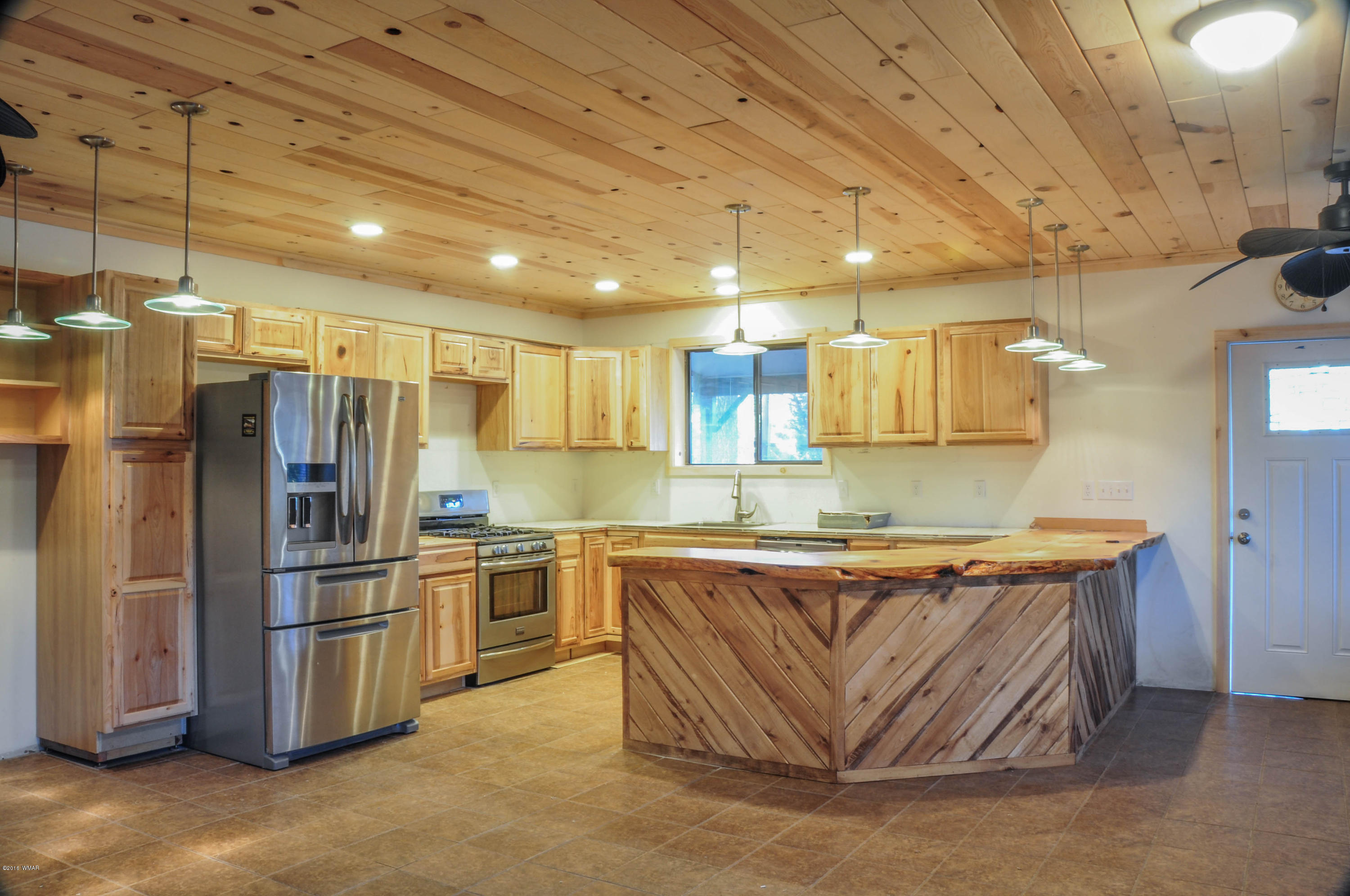 2136 Timber Trail Loop Overgaard, AZ 85933 - Photo 3 of 23