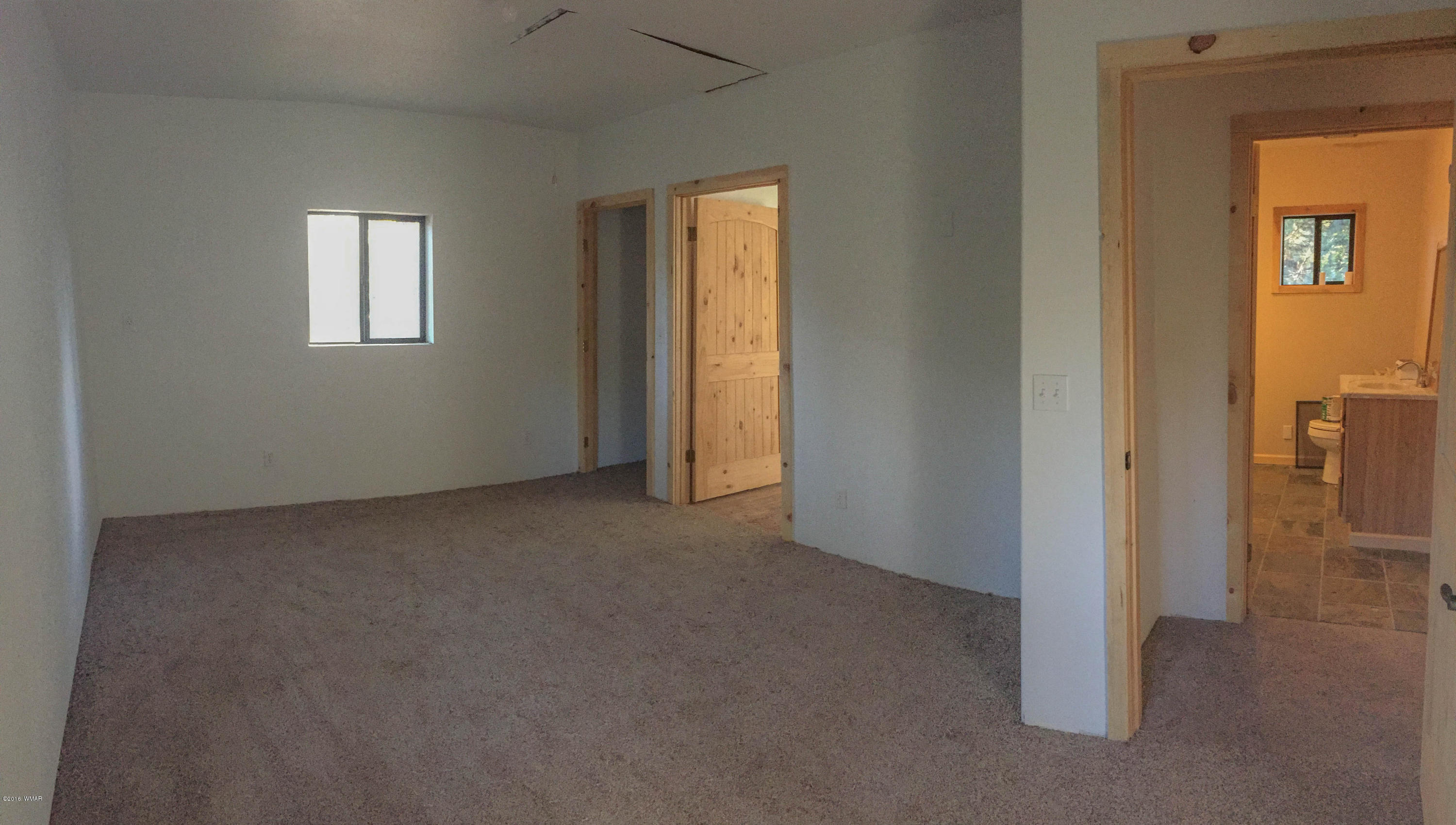 2136 Timber Trail Loop Overgaard, AZ 85933 - Photo 6 of 23