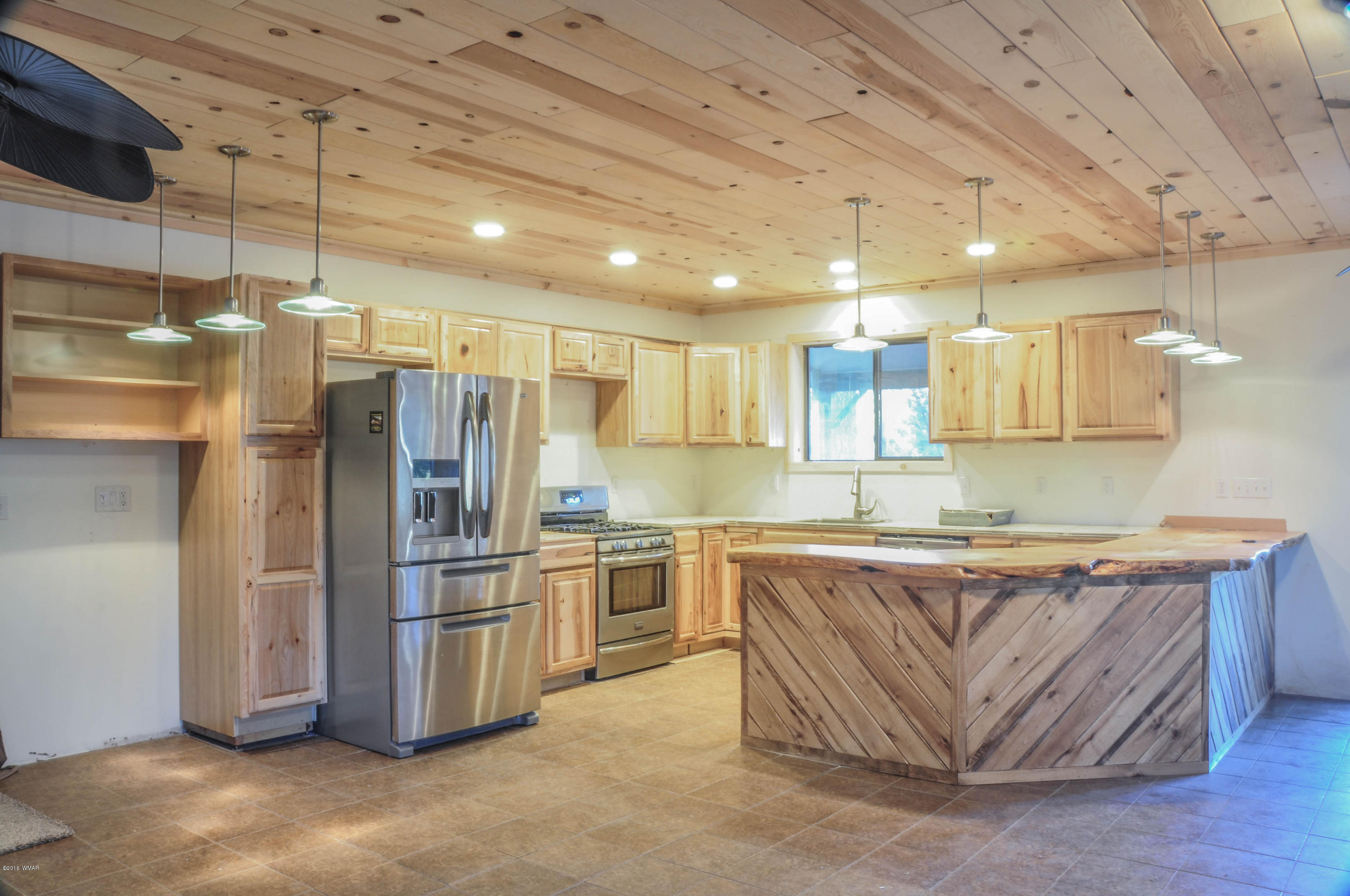 2136 Timber Trail Loop Overgaard, AZ 85933 - Photo 8 of 23