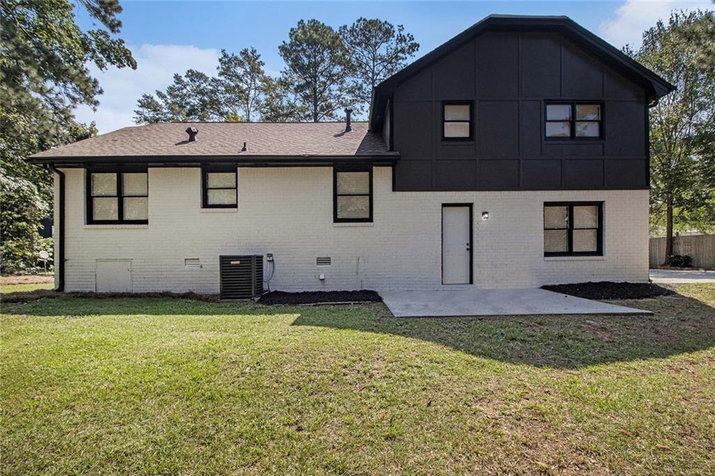 2180 East Chester Circle Conyers, GA 30013 - Photo 4 of 34