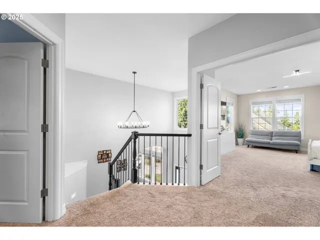 $775,000 | 16381 Southeast Deer Meadow Loop, Damascus, OR 97089