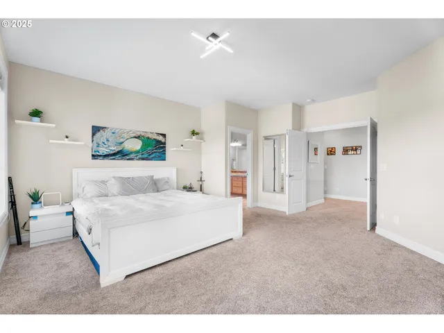 $775,000 | 16381 Southeast Deer Meadow Loop, Damascus, OR 97089