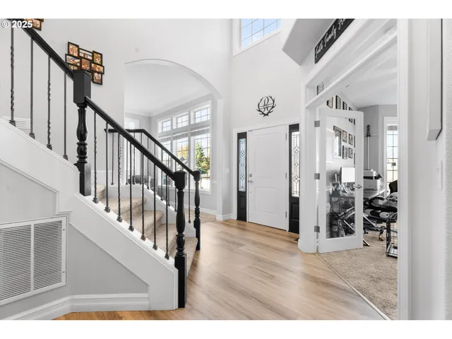 $775,000 | 16381 Southeast Deer Meadow Loop, Damascus, OR 97089