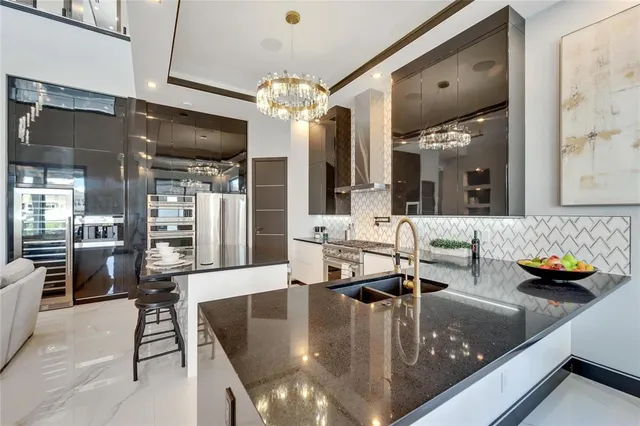 $1,799,000 | 519 Treviso Drive, Apollo Beach, FL 33572