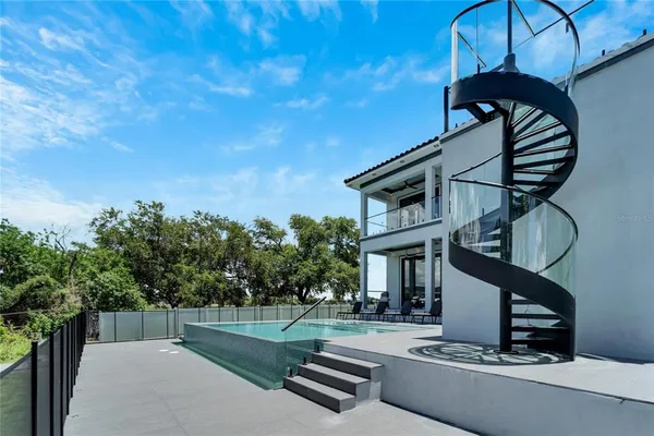 $1,799,000 | 519 Treviso Drive, Apollo Beach, FL 33572