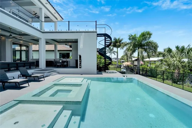$1,799,000 | 519 Treviso Drive, Apollo Beach, FL 33572