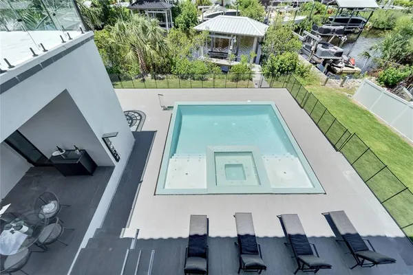 $1,799,000 | 519 Treviso Drive, Apollo Beach, FL 33572