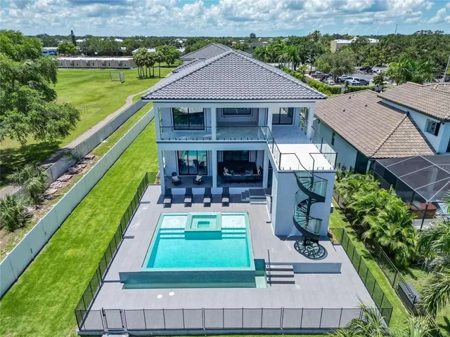 $1,799,000 | 519 Treviso Drive, Apollo Beach, FL 33572