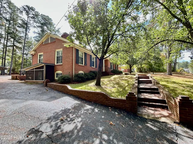 $289,900 | 710 Scotland Avenue, Rockingham, NC 28379