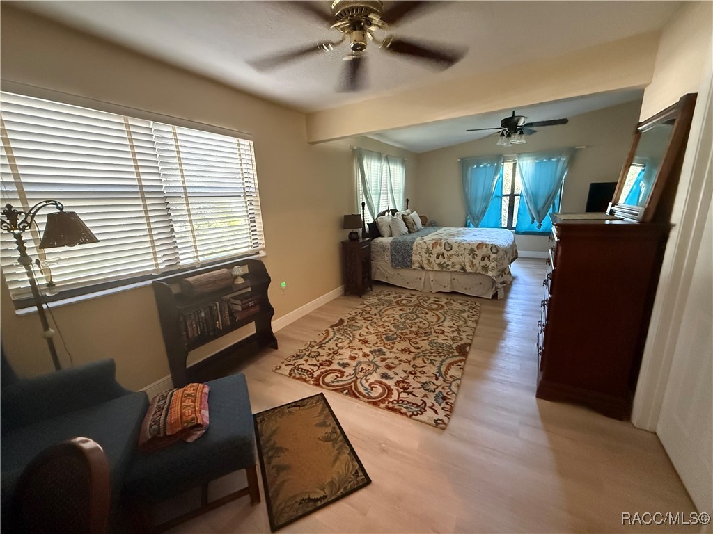 68 Canterbury Road Inglis, FL 34449 - Photo 11 of 20
