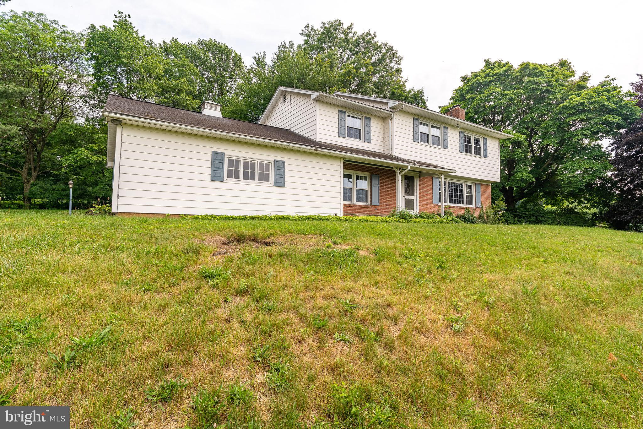 315 Owl Hill Road Lititz, PA 17543 - Photo 4 of 43