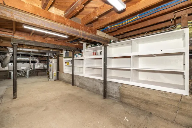 a front view of a house with garage