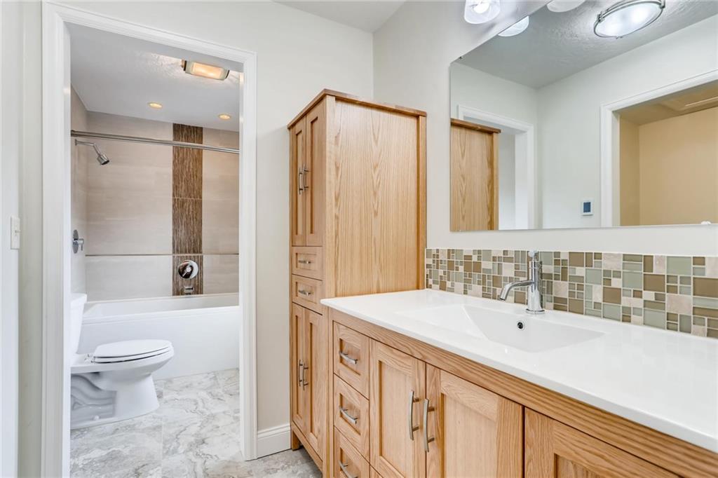 82 Canyon Trail Road Dillon, CO 80435 - Photo 7 of 31 a bathroom with a sink a toilet and shower