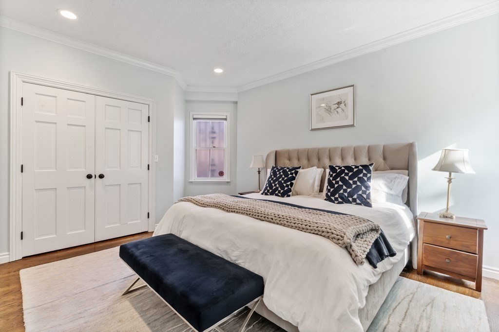 124 Appleton Street, Unit 124 Boston, MA 02116 - Photo 3 of 20 Gallery Image 3