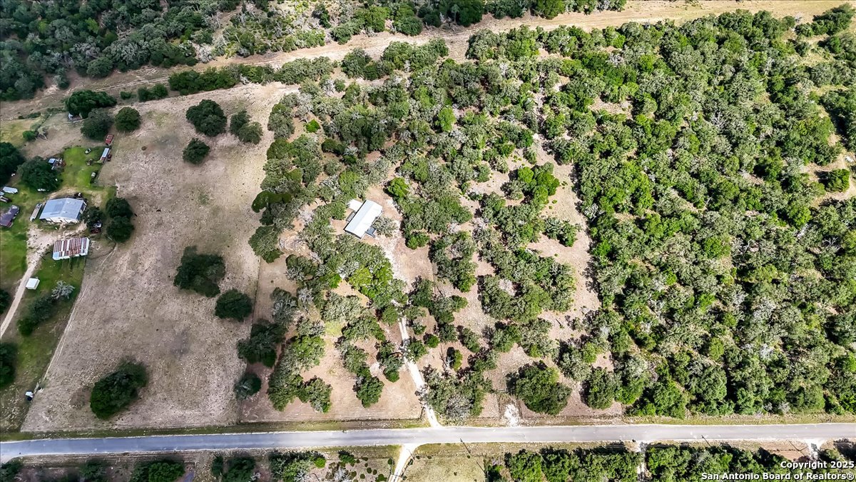 1291 Vivroux Ranch Road Seguin, TX 78155 - Photo 34 of 44