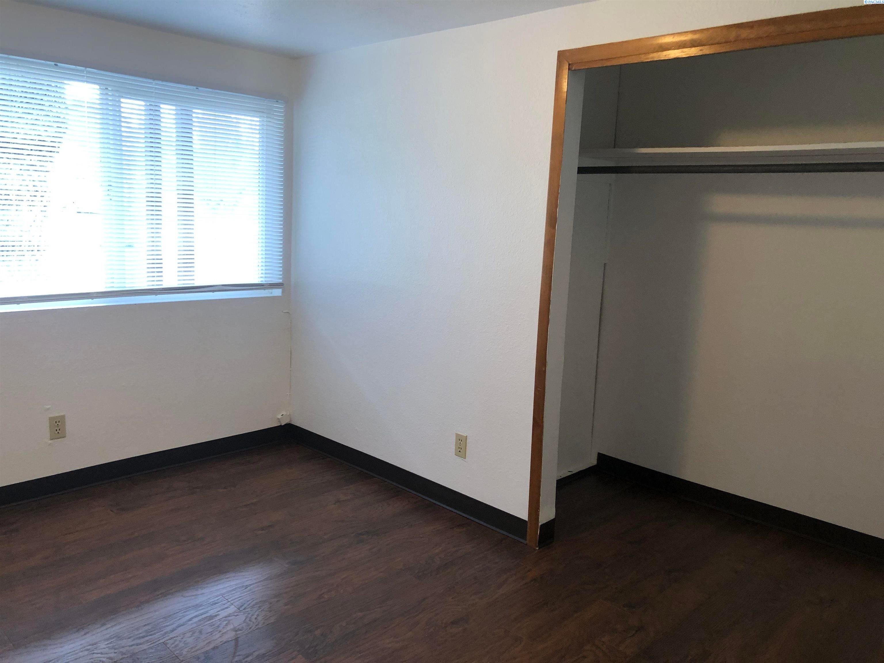 1725 Northeast Valley Road Pullman, WA 99163 - Photo 15 of 21 Gallery Image 15