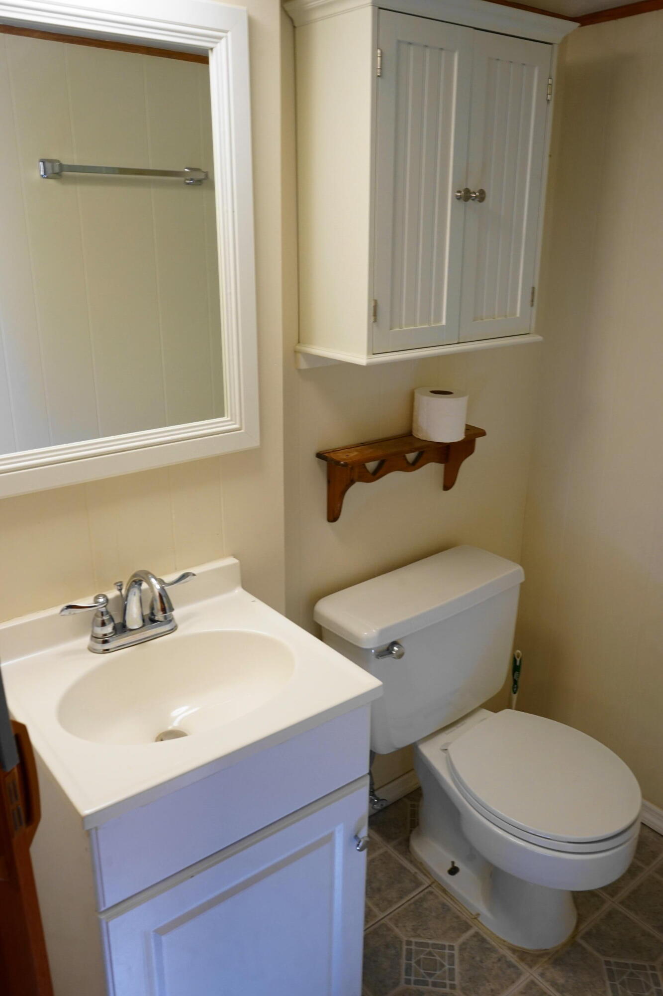 1710 Wilbur Road Southwest Roanoke, VA 24015 - Photo 41 of 52 Half Bath on the Lower Level