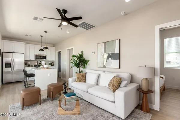 $1,895 | 1721 West Sherman Street, Unit A, Phoenix, AZ 85007