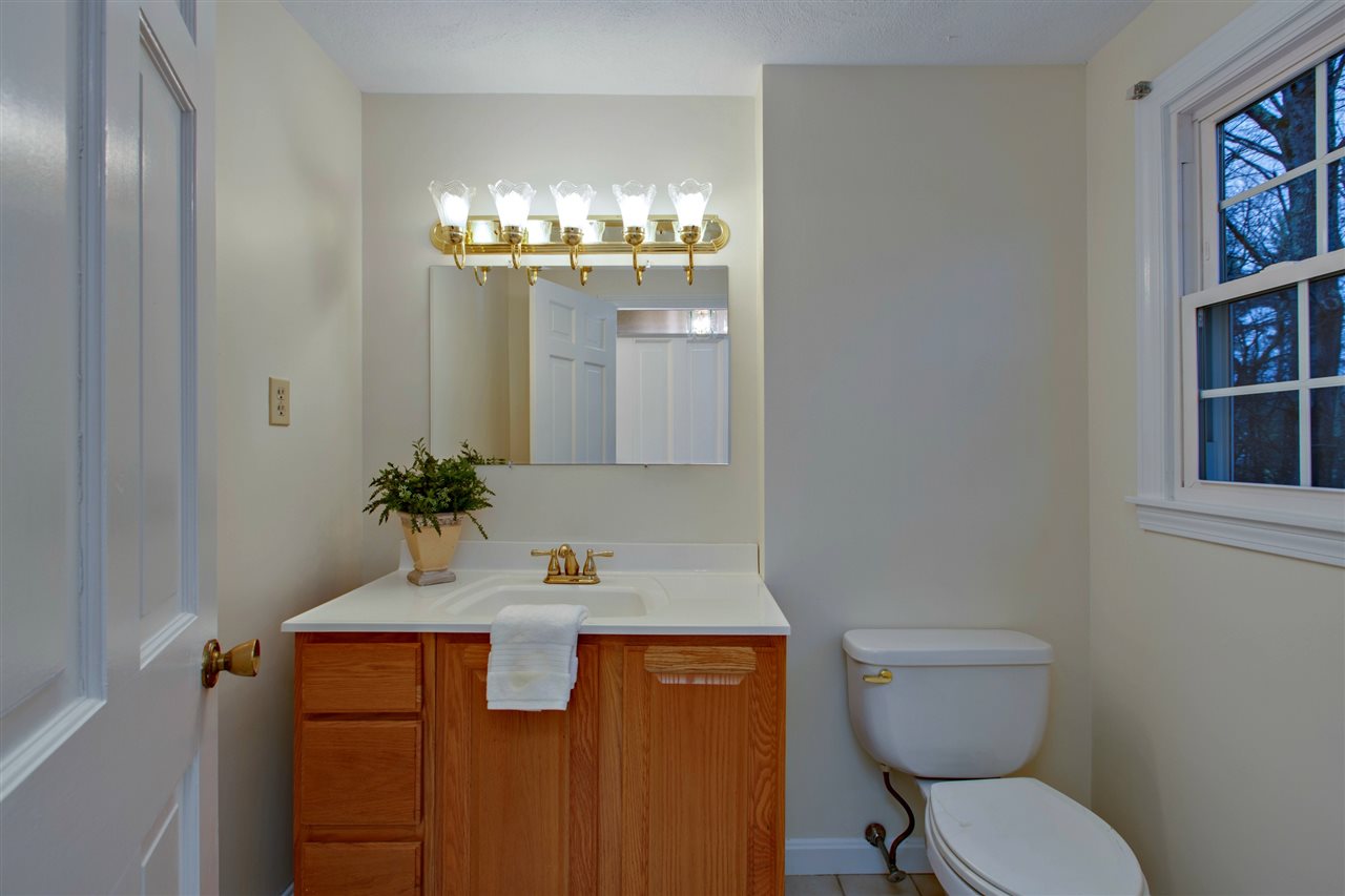 8 Balmorra Road Windham, NH 03087 - Photo 22 of 36