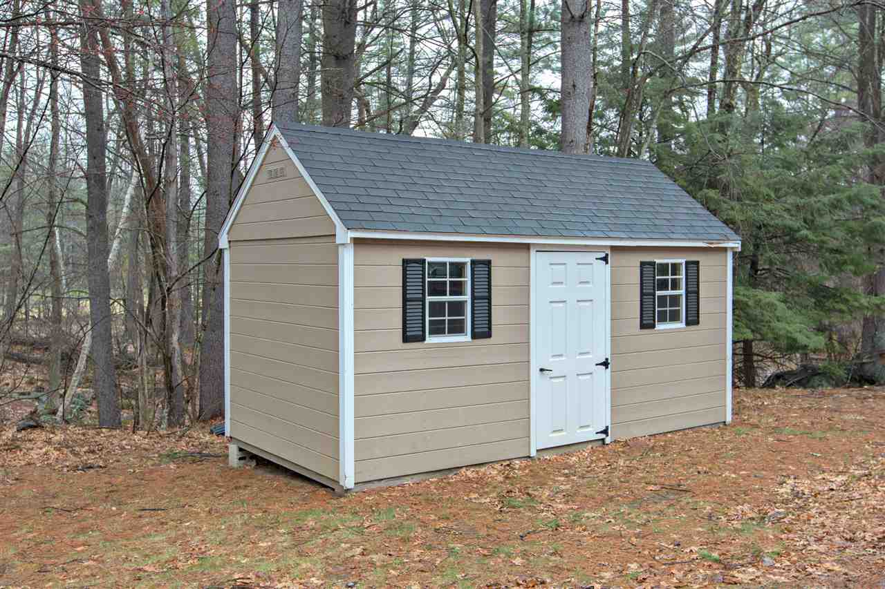 8 Balmorra Road Windham, NH 03087 - Photo 4 of 36