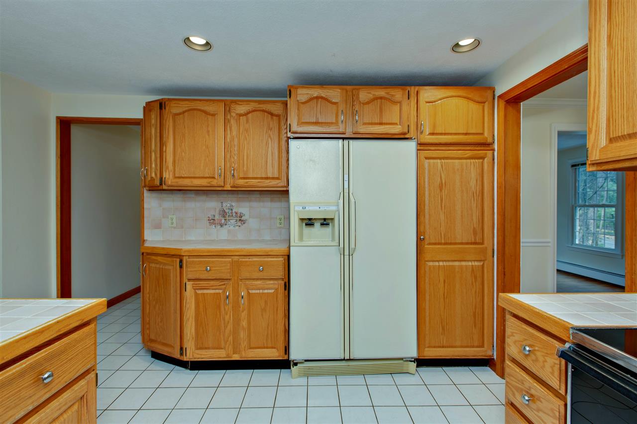 8 Balmorra Road Windham, NH 03087 - Photo 10 of 36