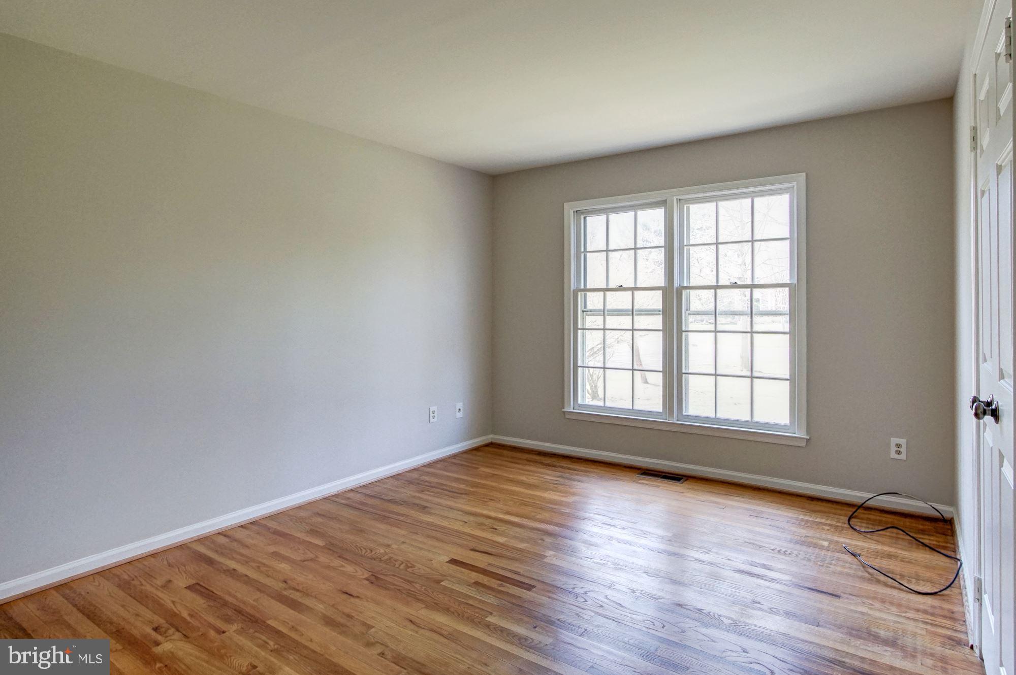 11924 Canfield Road Potomac, MD 20854 - Photo 22 of 31 Bedroom 3