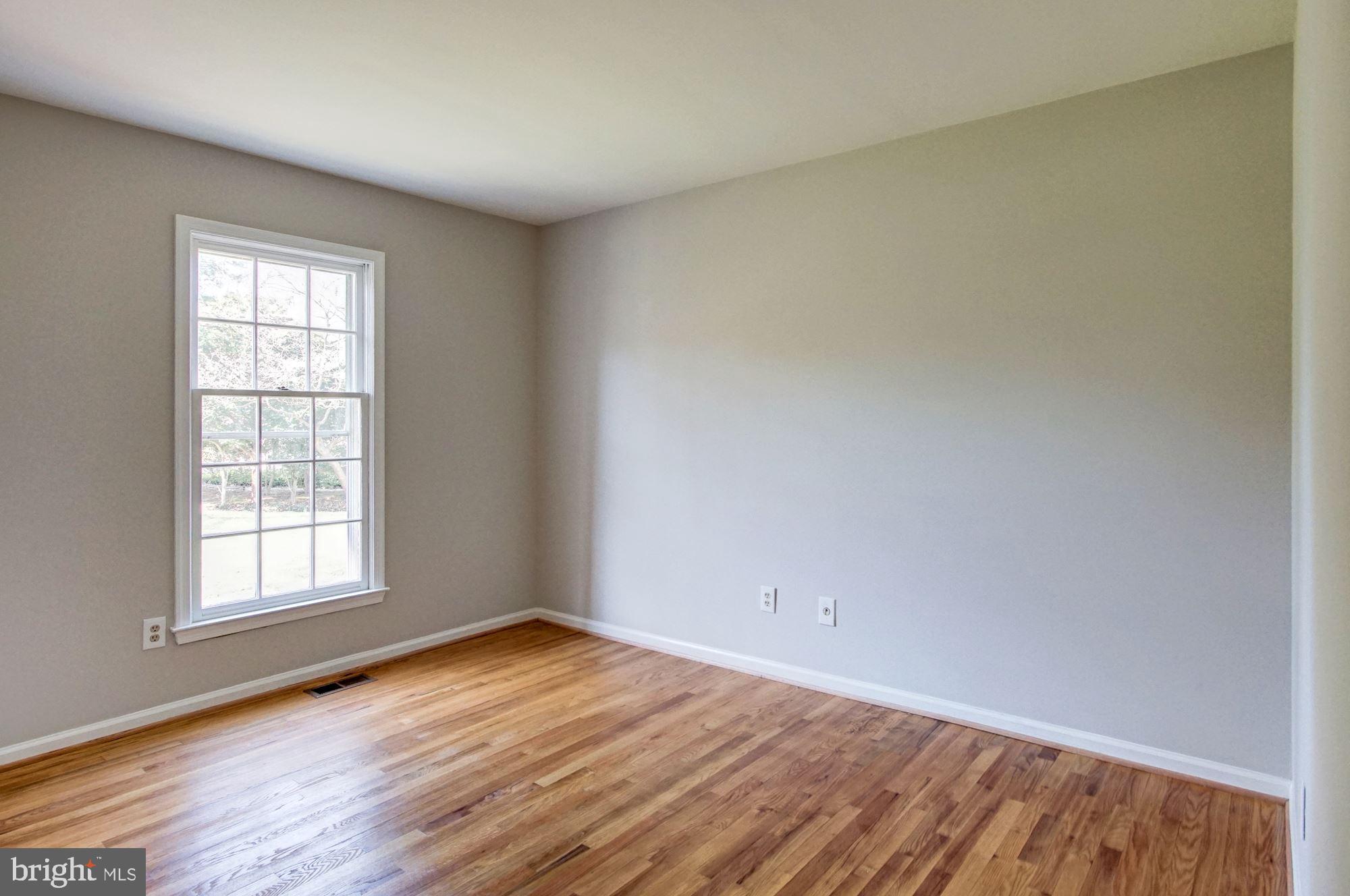 11924 Canfield Road Potomac, MD 20854 - Photo 23 of 31 Bedroom 4