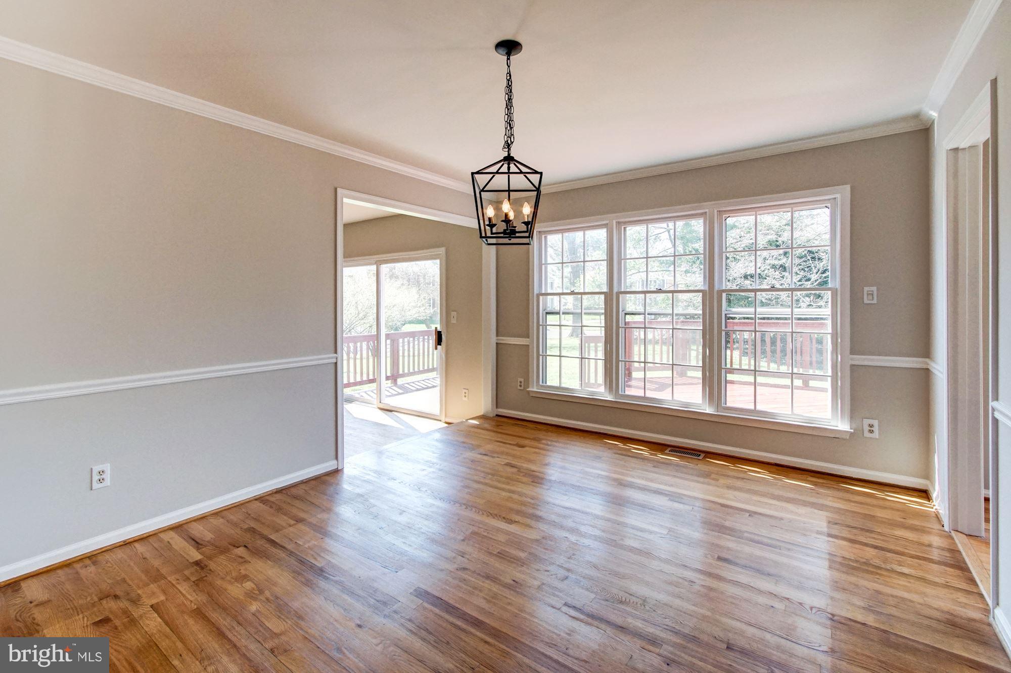 11924 Canfield Road Potomac, MD 20854 - Photo 8 of 31 Dining Room