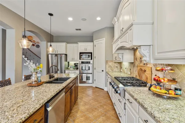 $6,000 | 2404 Lilyfield Drive, Trophy Club, TX 76262