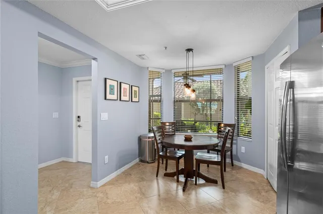 $425,000 | 5517 Palmer Circle, Unit 106, Bradenton, FL 34211