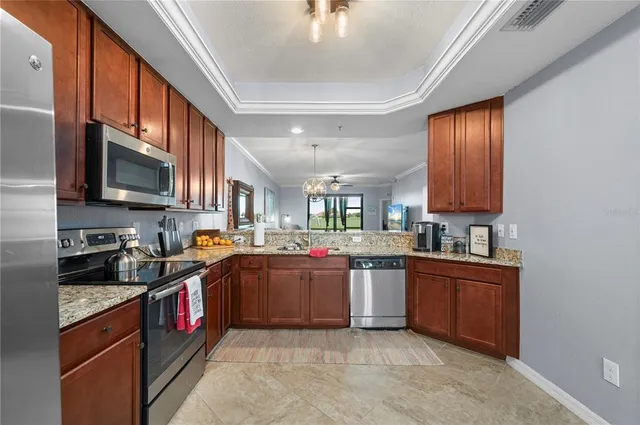 $425,000 | 5517 Palmer Circle, Unit 106, Bradenton, FL 34211