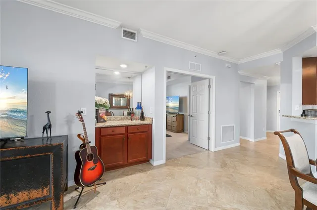 $425,000 | 5517 Palmer Circle, Unit 106, Bradenton, FL 34211