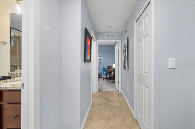 $425,000 | 5517 Palmer Circle, Unit 106, Bradenton, FL 34211