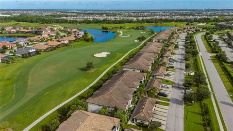 $420,000 | 5517 Palmer Circle, Unit 106, Bradenton, FL 34211
