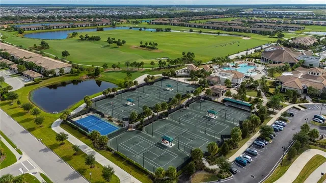 $425,000 | 5517 Palmer Circle, Unit 106, Bradenton, FL 34211