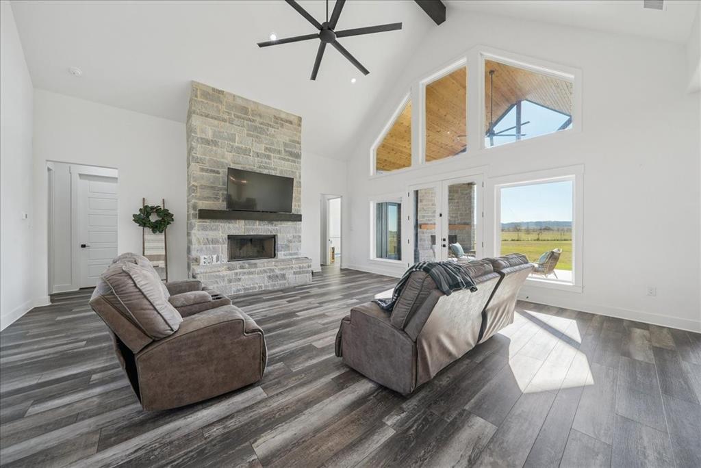 170 Dollie Road Grandview, TX 76050 - Photo 6 of 30