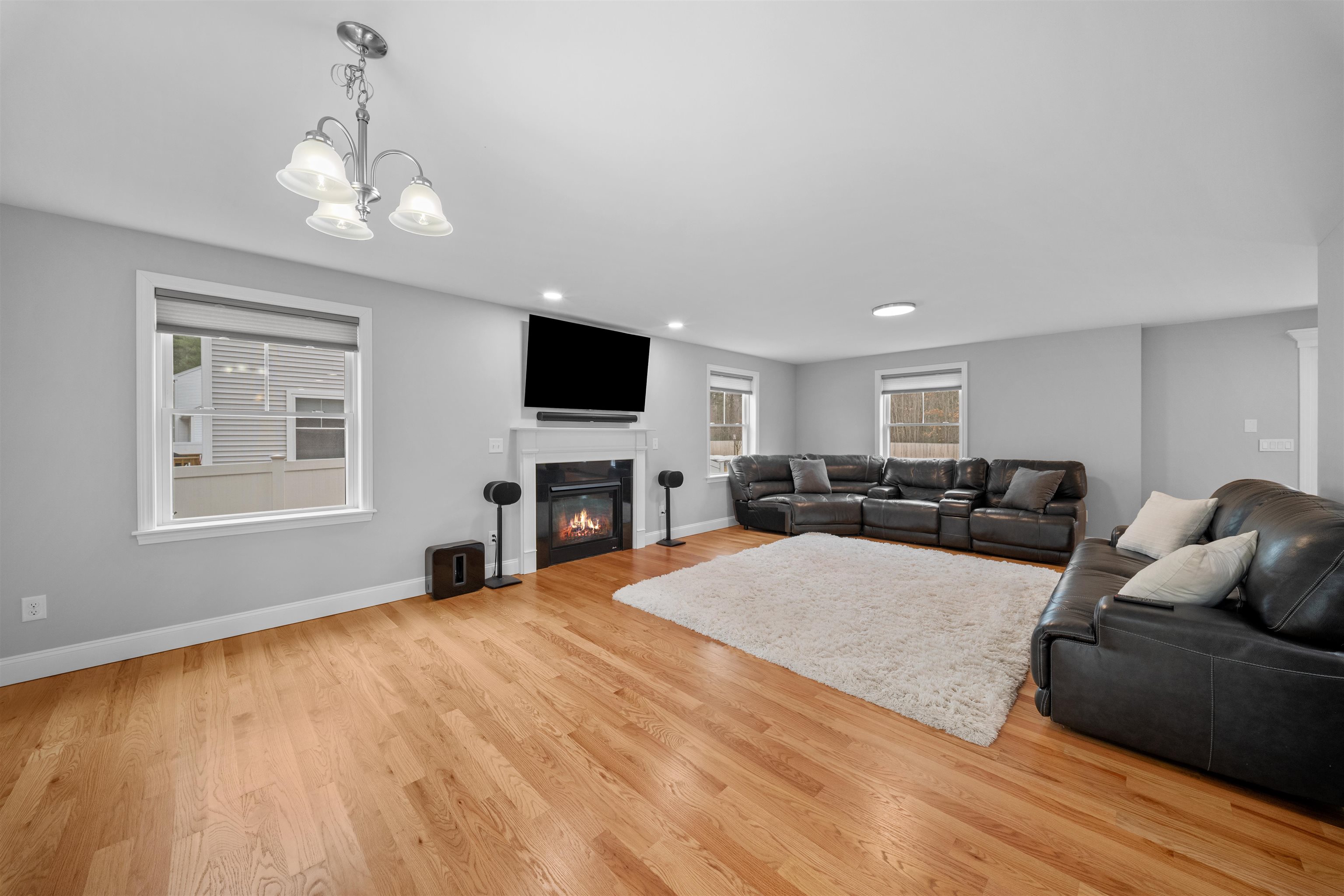 4 Lorelai Way Nashua, NH 03062 - Photo 17 of 40