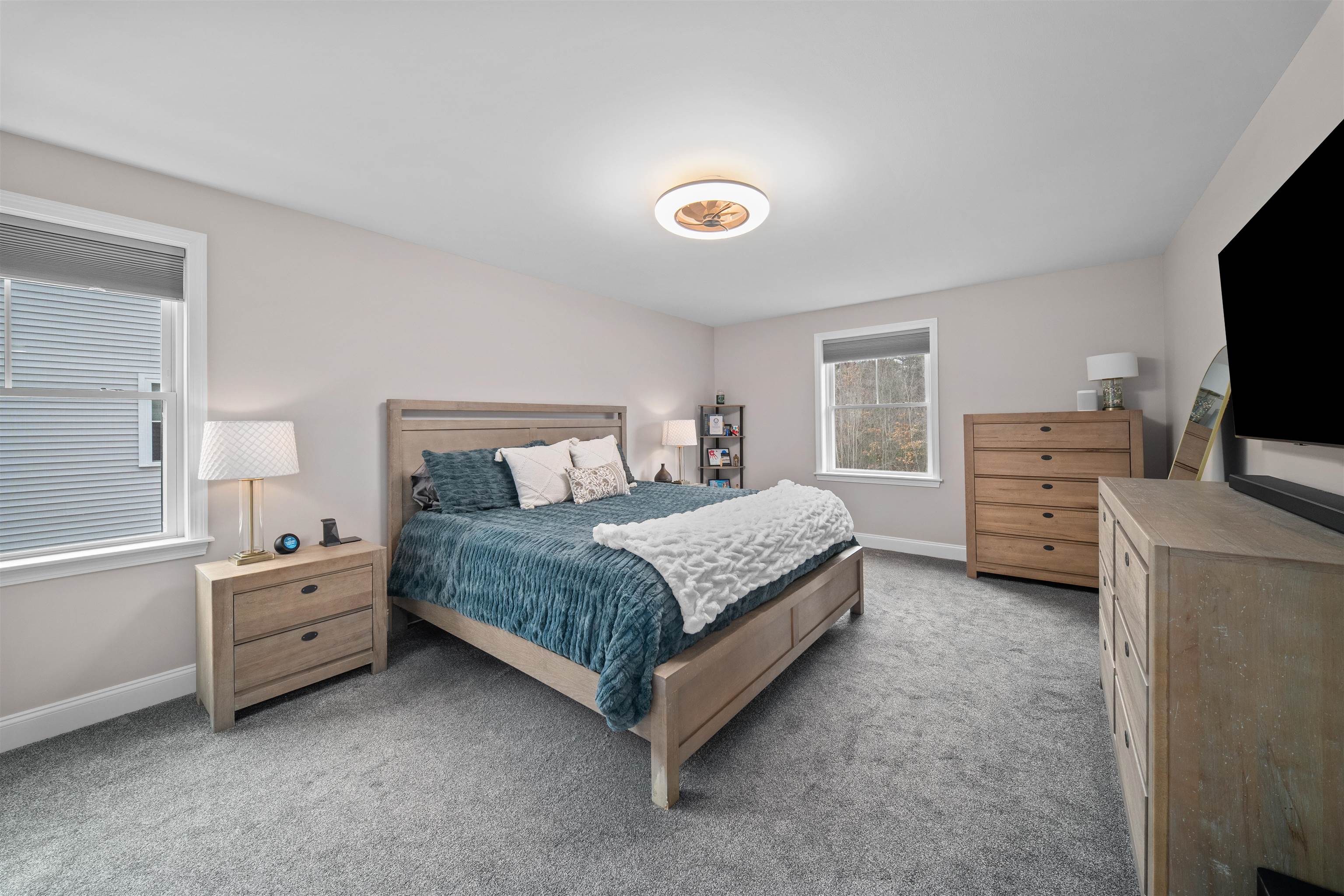 4 Lorelai Way Nashua, NH 03062 - Photo 26 of 40