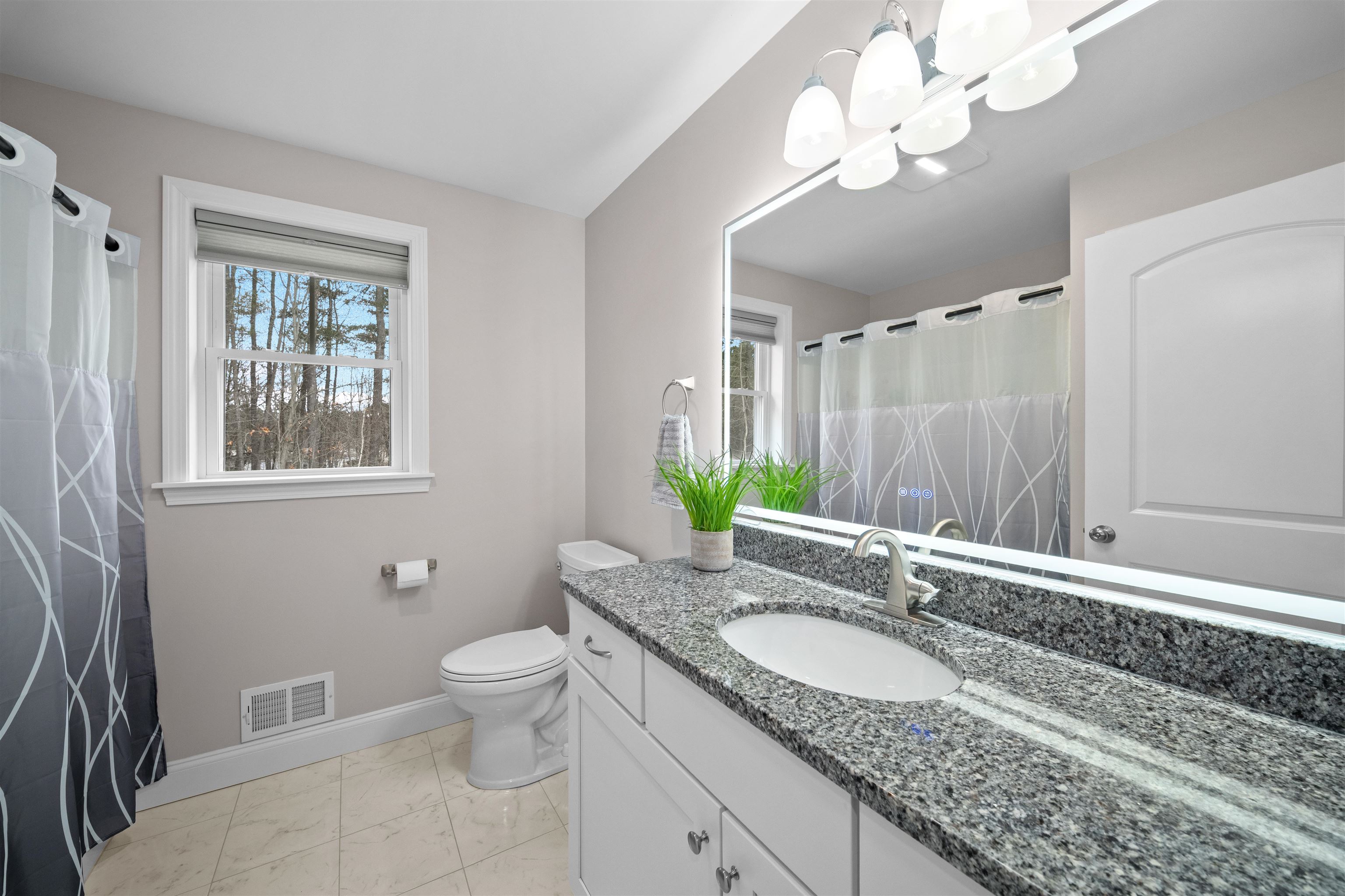 4 Lorelai Way Nashua, NH 03062 - Photo 36 of 40