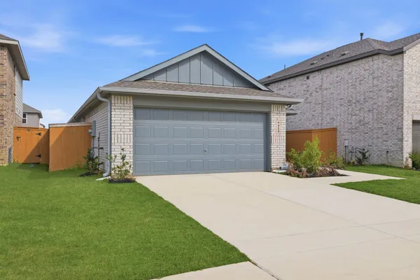 $1,925 | 6418 Geyser Starish Drive, Katy, TX 77493