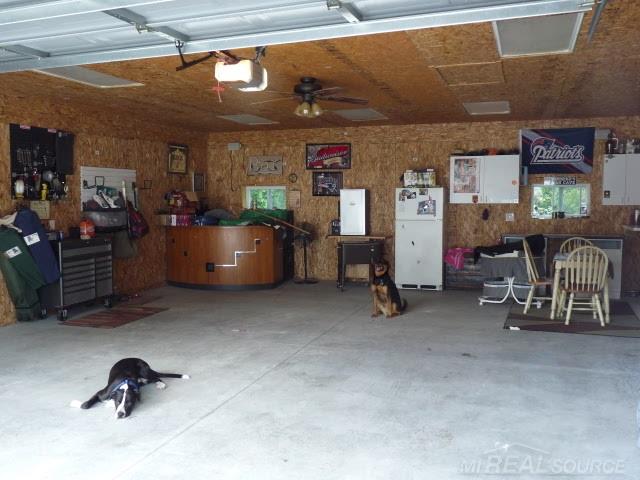 10944 Oatman Road Yale, MI 48097 - Photo 7 of 21 31296197-6.JPG