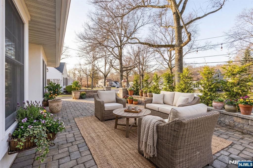 15 Nestro Road West Orange, NJ 07052 - Photo 4 of 13