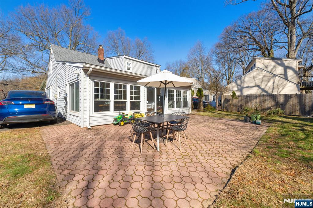 15 Nestro Road West Orange, NJ 07052 - Photo 6 of 13