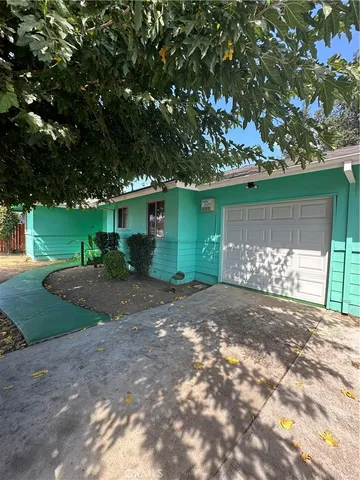 $309,999 | 4702 North Fruit Avenue, Fresno, CA 93705