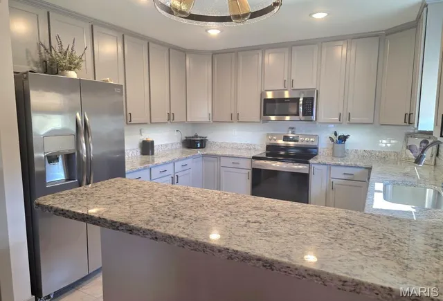 $379,900 | 204 Boardwalk Court, Union, MO 63084