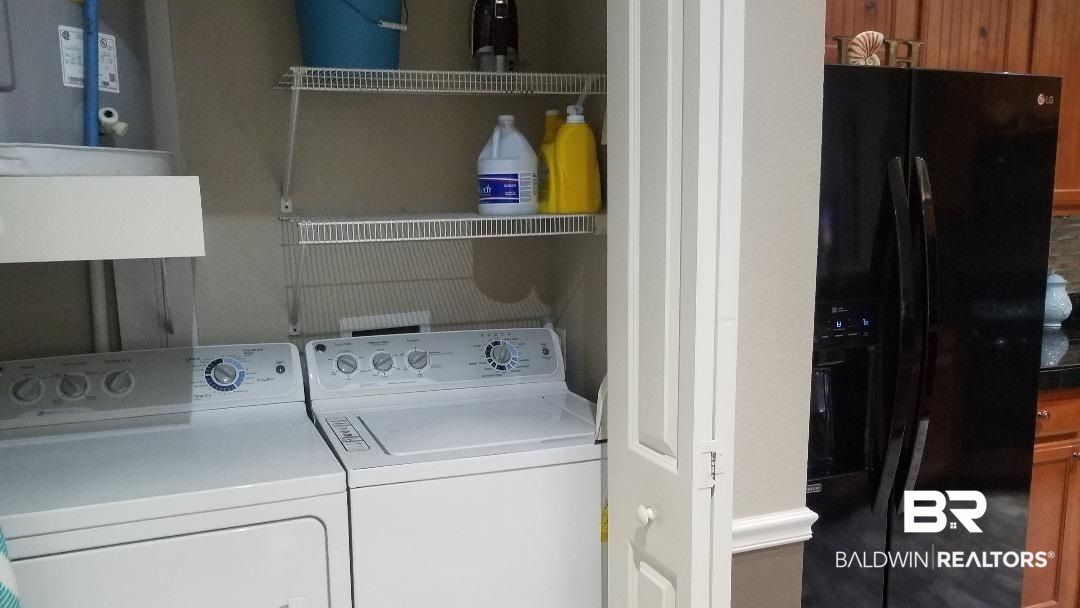 20050-1001 East Oak Road, Unit 1001 Gulf Shores, AL 36542 - Photo 7 of 22 Full Size Washer & Dryer