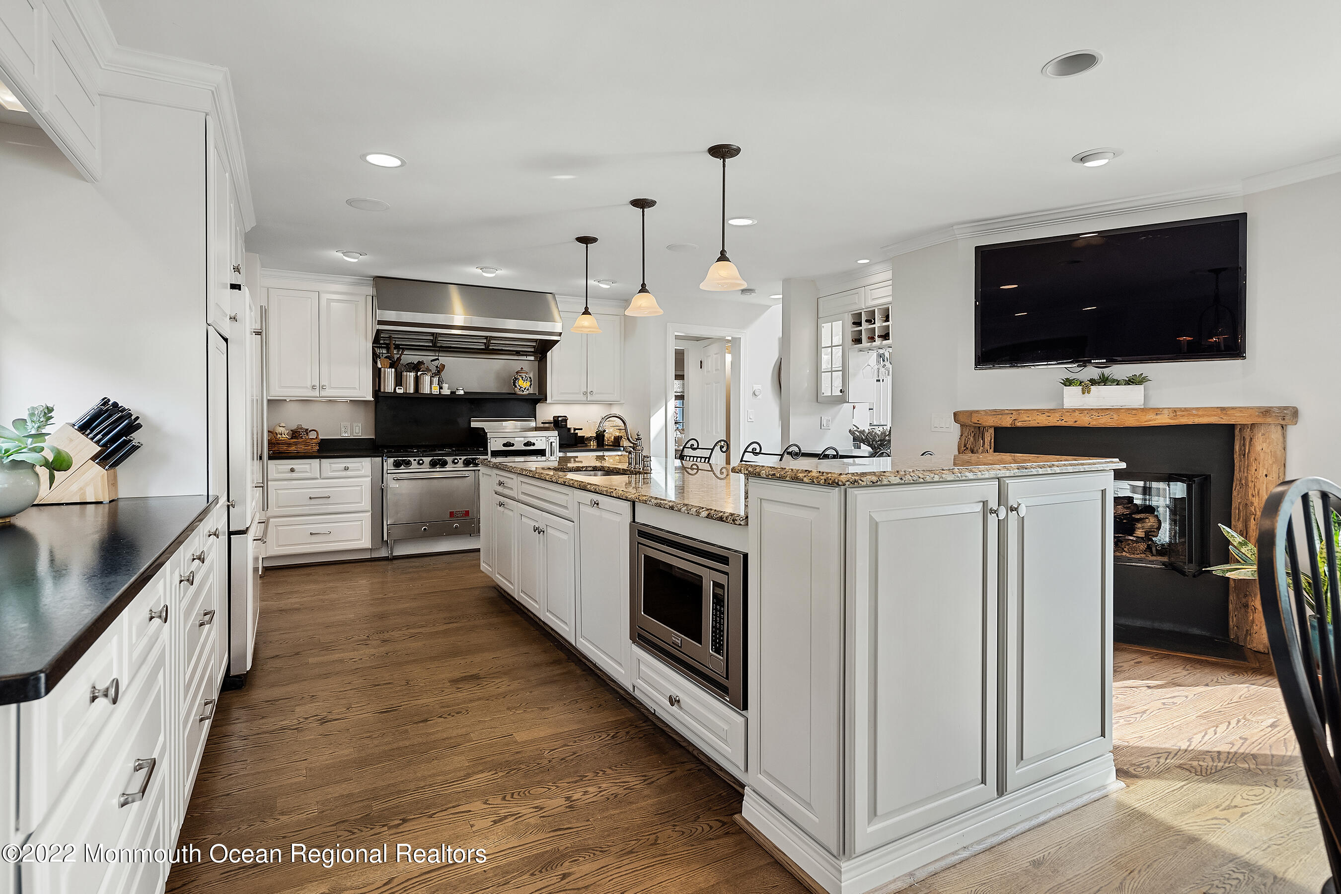 823 Post Road Brielle, NJ 08730 - Photo 11 of 50 Kitchen1d