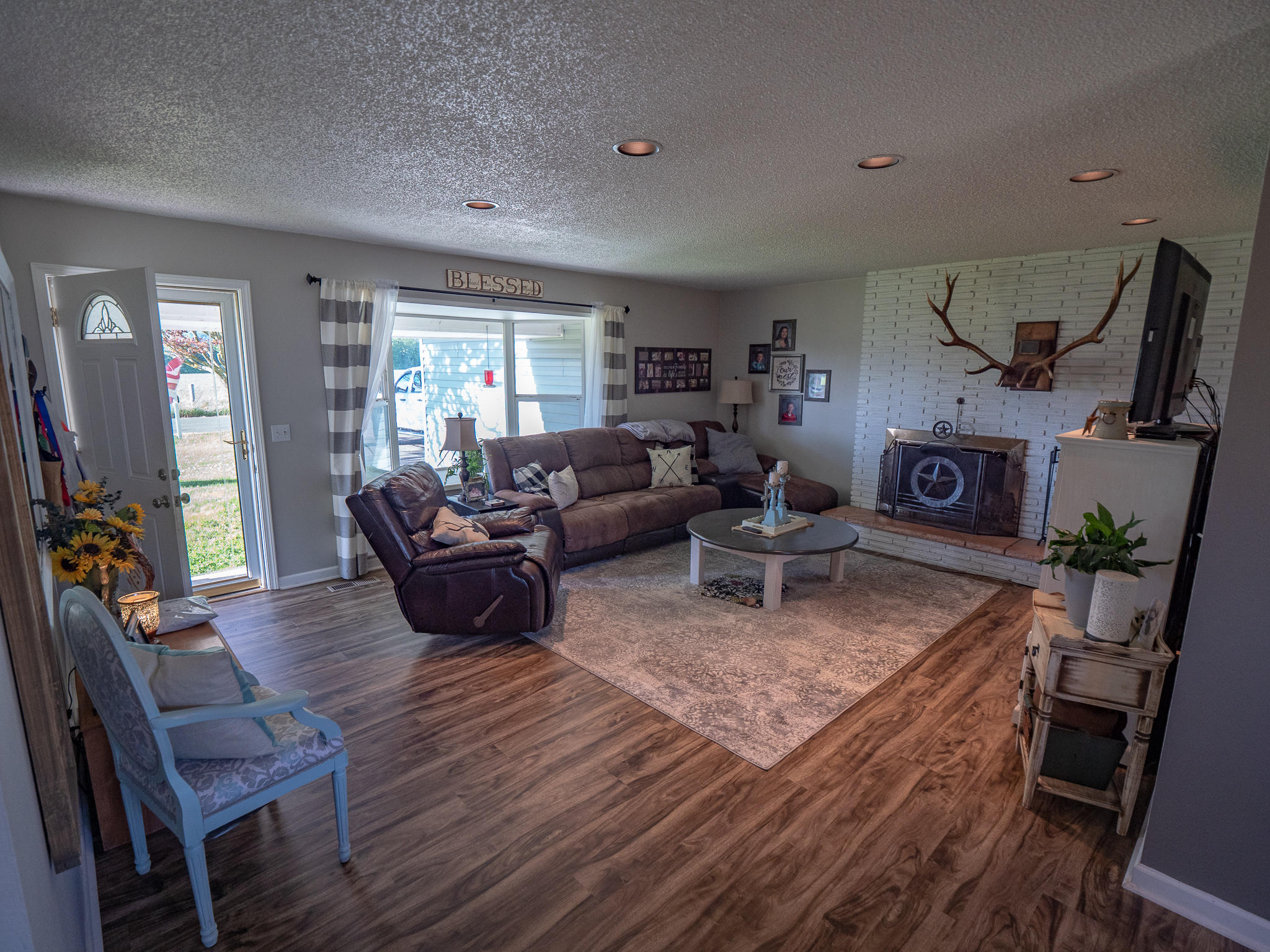 9045 Fairview Road Tillamook, OR 97141 - Photo 13 of 32 P1088025
