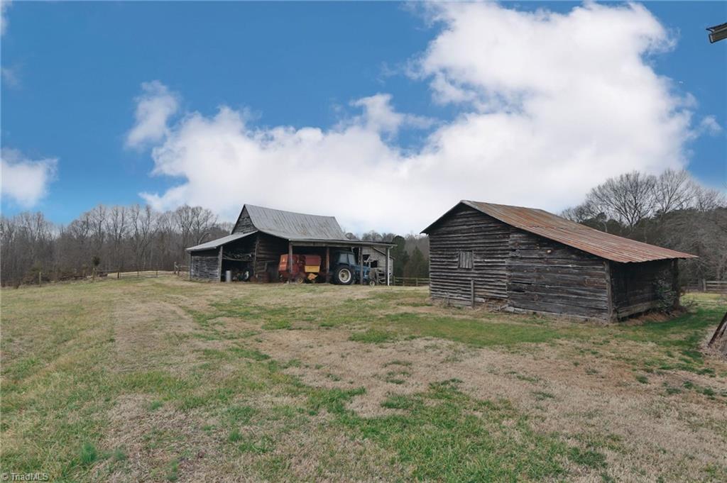 593 Will Boone Road Mocksville, NC 27028 - Photo 31 of 40 Gallery Image 31